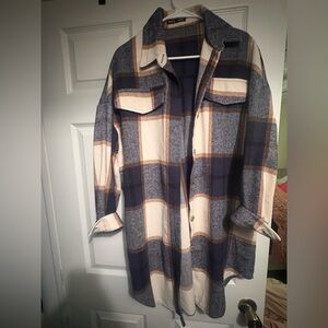 SHEIN Navy and Cream Textured Fabric Sachet